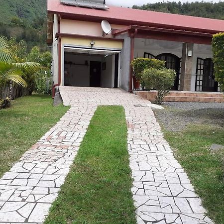 Charmante Maison Au Coeur Des 3 Montagnes Salazie Eksteriør billede